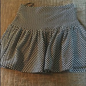 Cute black and white polka dot skirt!